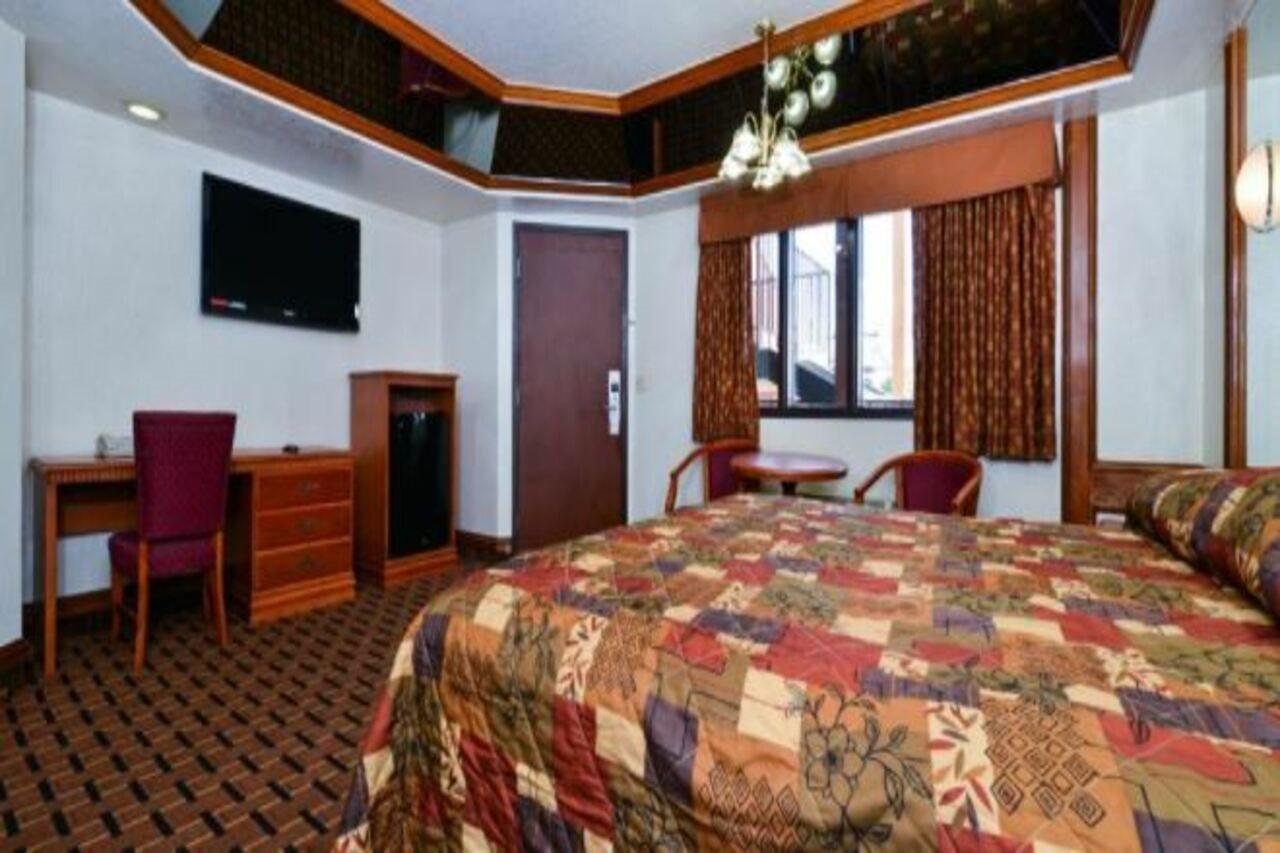 Americas Value & Suites-los Angeles Downtown/s.w. Motel *