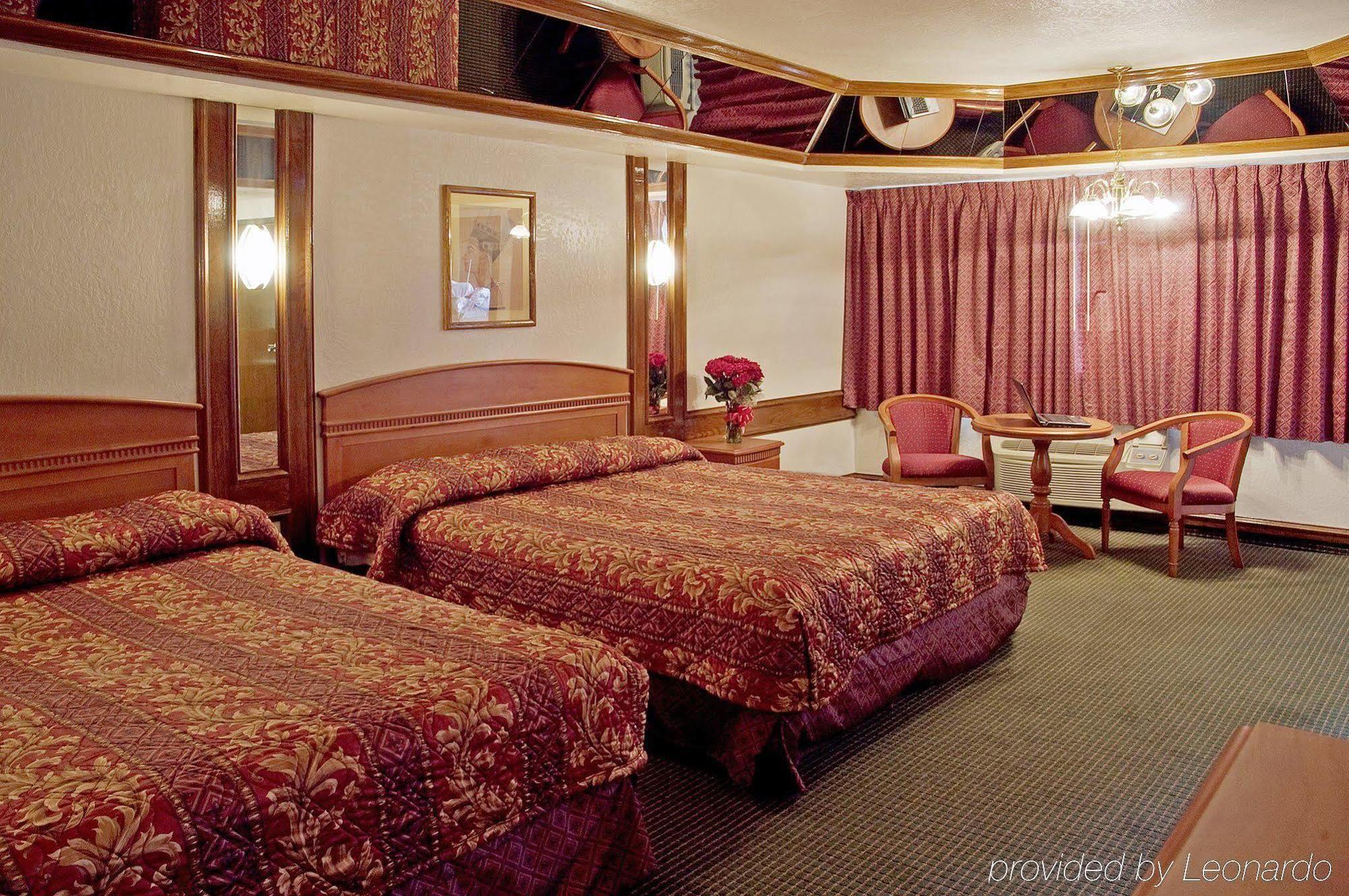 Americas Value & Suites-los Angeles Downtown/s.w. *